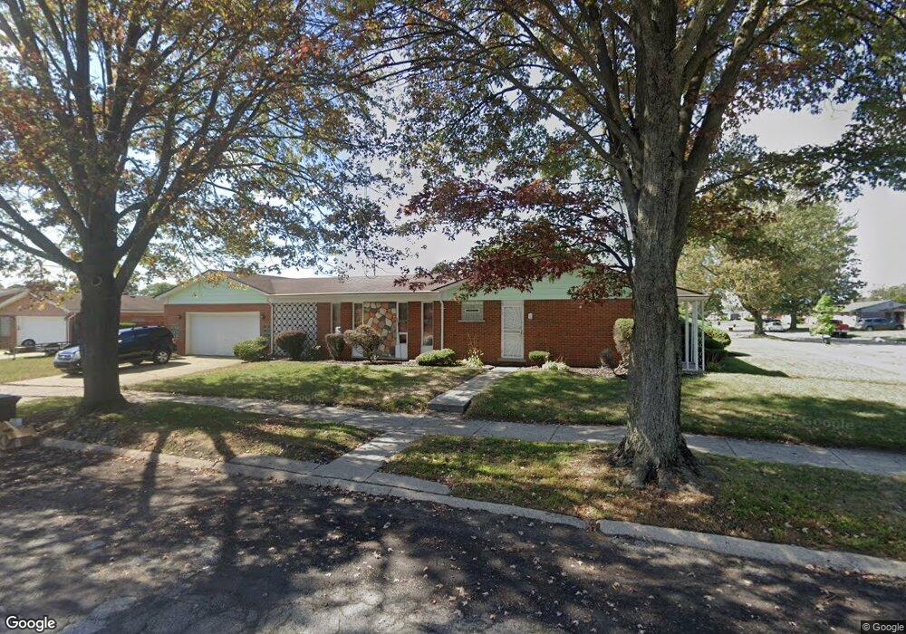 10411 N Oak Dr, Ferndale, MI 48220 - photo 1