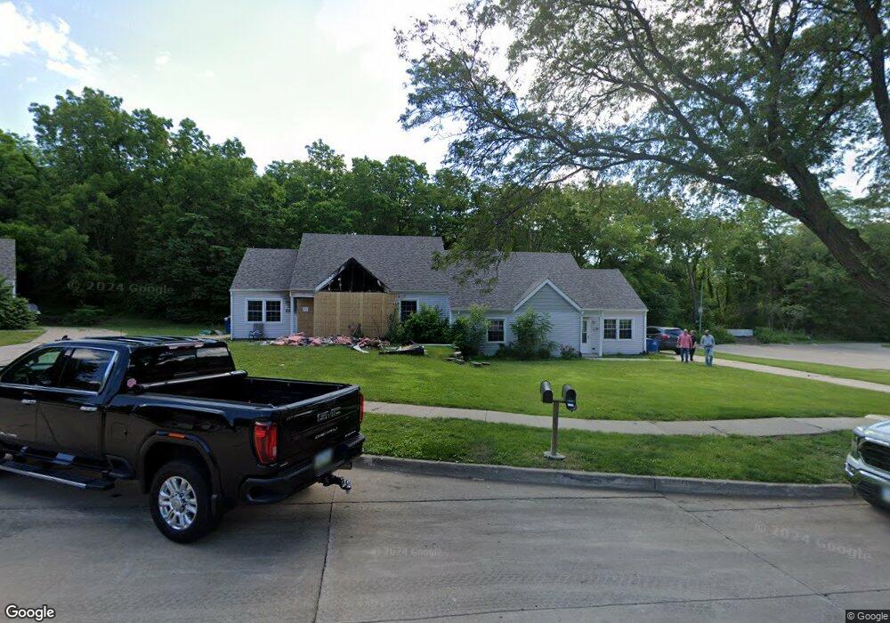 2307 SE 18th St, Des Moines, IA 50320 - photo 1