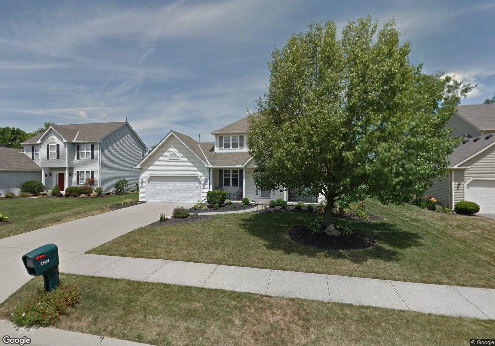 27026 Valeside Ln, Olmsted Falls, OH 44138 - photo 1