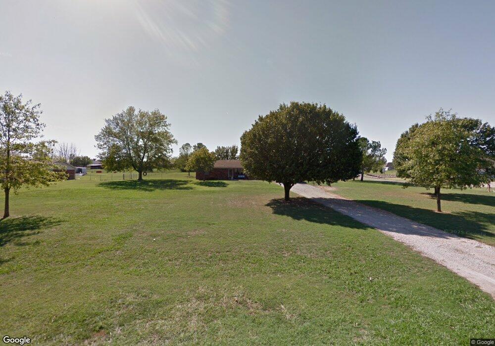 5802 Earl Dr, Shawnee, OK 74804 - photo 1