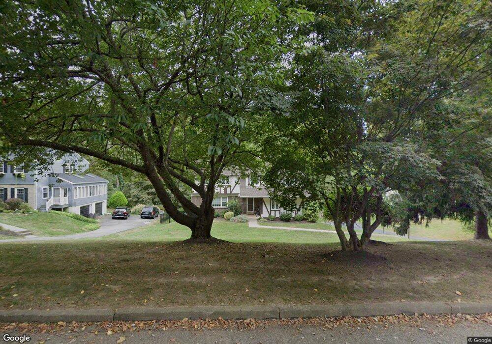 208 Croftridge Dr, Broomall, PA 19008 - photo 1