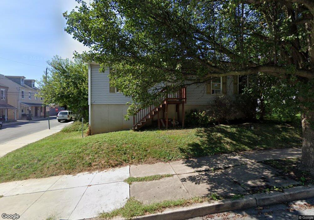 201 Lawrence St, Columbia, PA 17512 - photo 1