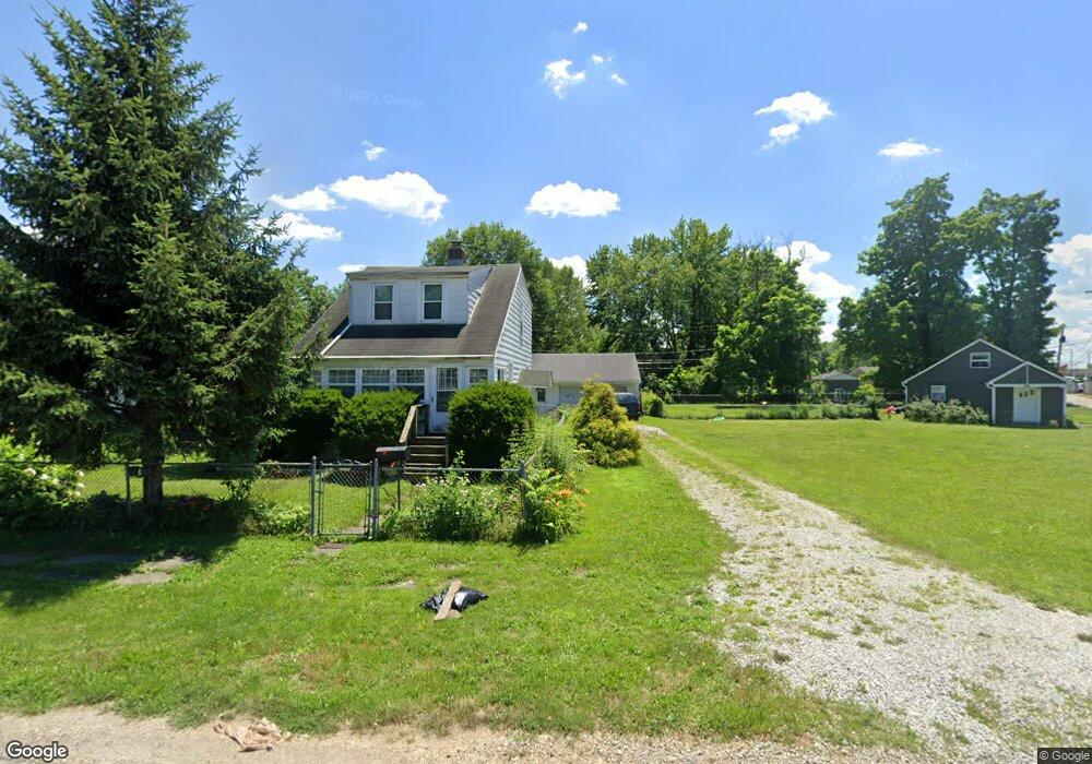 2137 Melrose Ave, Columbus, OH 43224 - photo 1