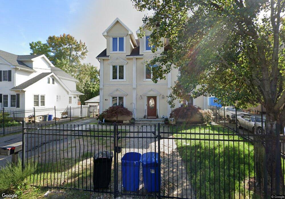 60 Sharrotts Rd, Staten Island, NY 10309 - photo 1