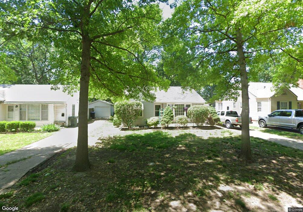1921 SW Bowman Ct, Topeka, KS 66604 - photo 1