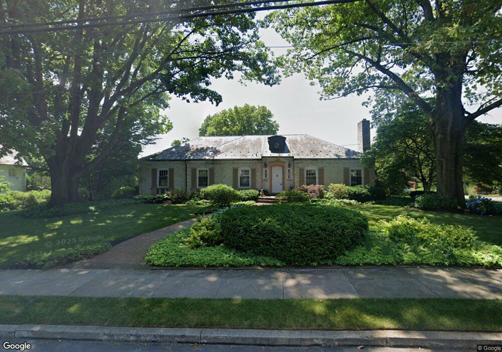 2740 W Chew St unit 2750, Allentown, PA 18104 - photo 1