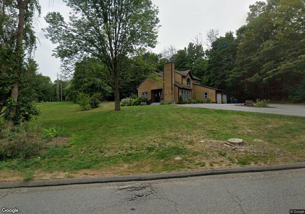 112 Summer St, Barre, MA 01005 - photo 1