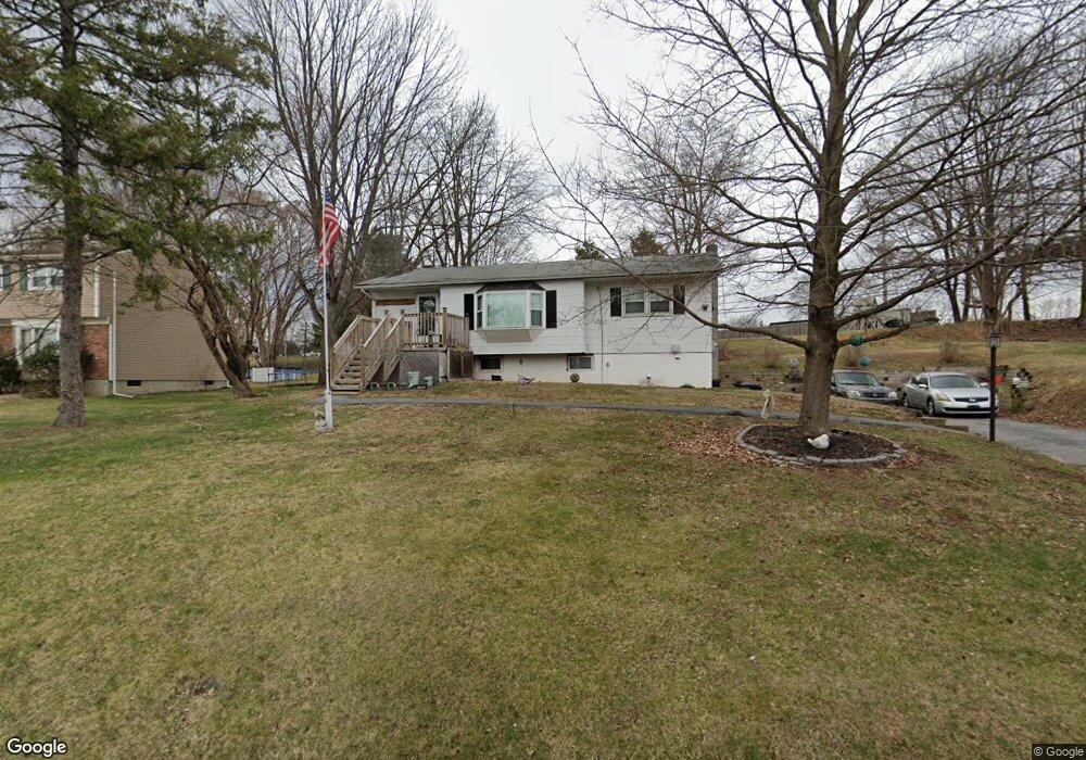 17 Emerson Dr, Washingtonville, NY 10992 - photo 1