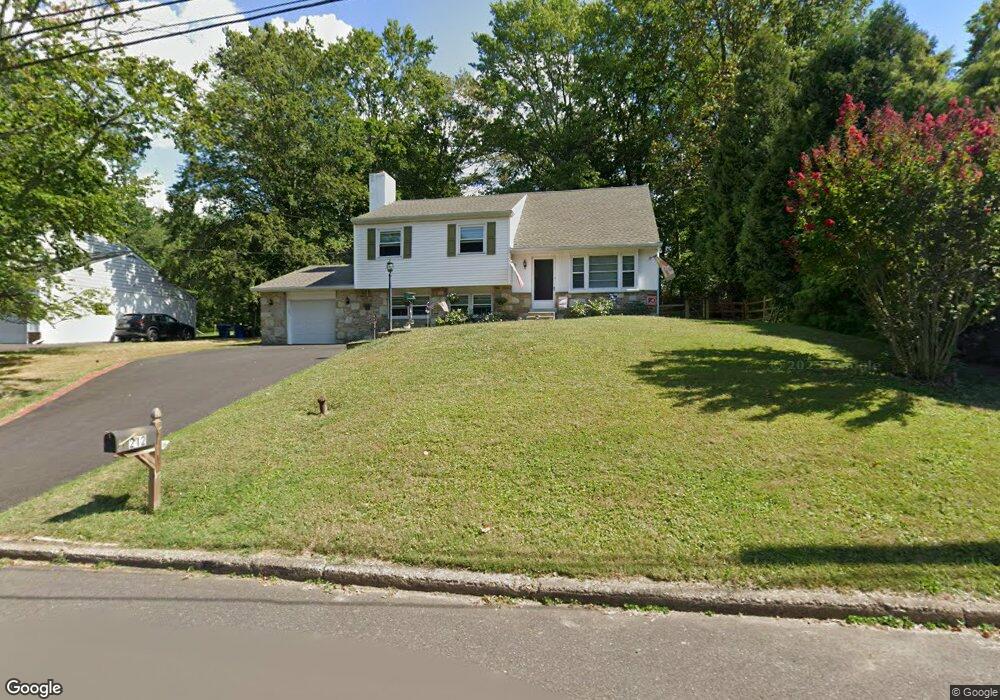 212 Dorset Way, Chalfont, PA 18914 - photo 1