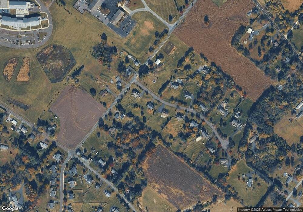 15 Meadow Ln, Pottstown, PA 19465 - photo 1