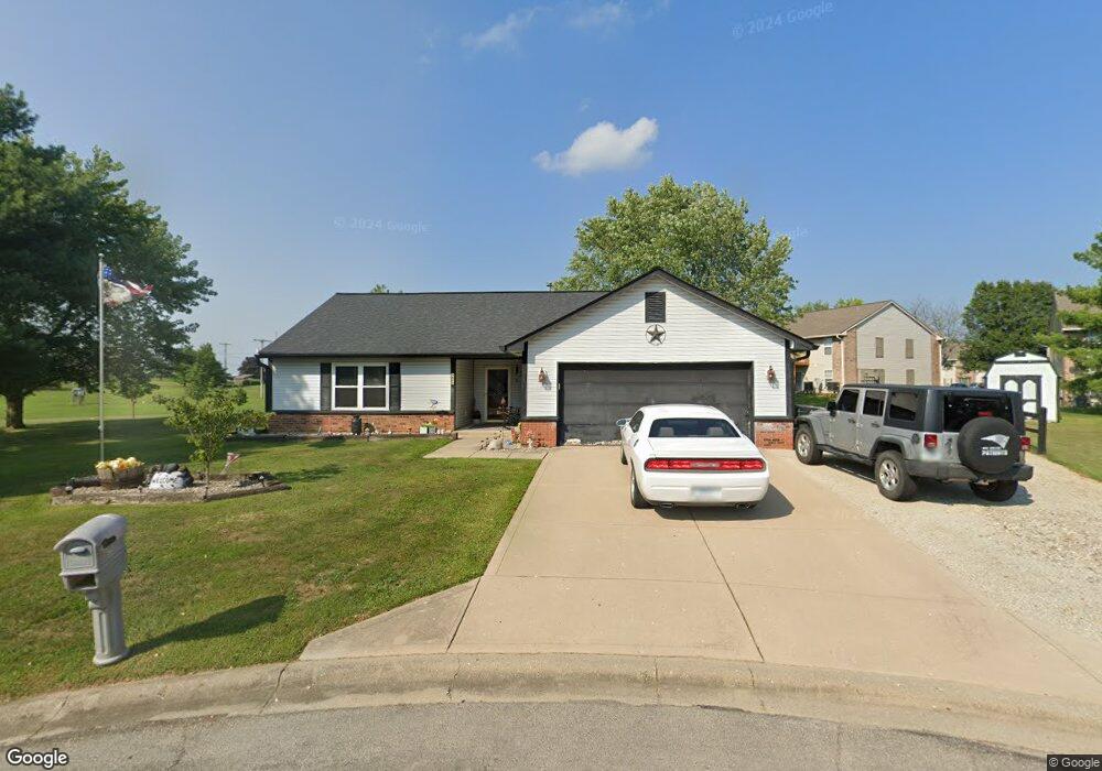 842 E Skaggs Ct, Greensburg, IN 47240 - photo 1