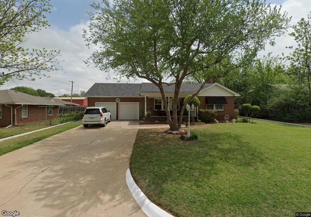 1316 N Grand Blvd, Duncan, OK 73533 - photo 1