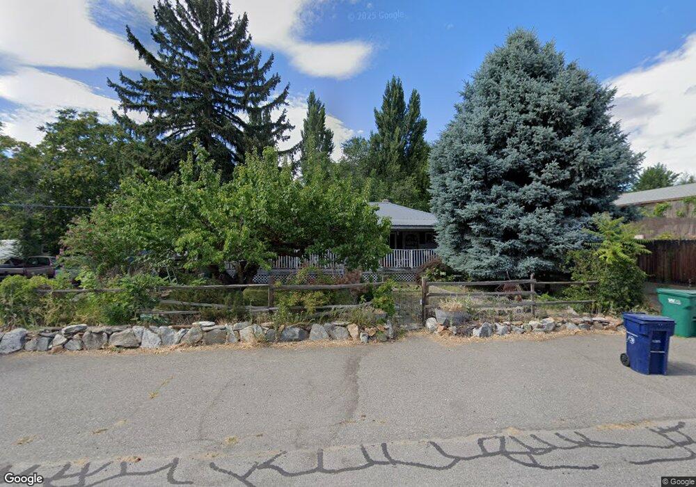 383 7th St NE, East Wenatchee, WA 98802 - photo 1