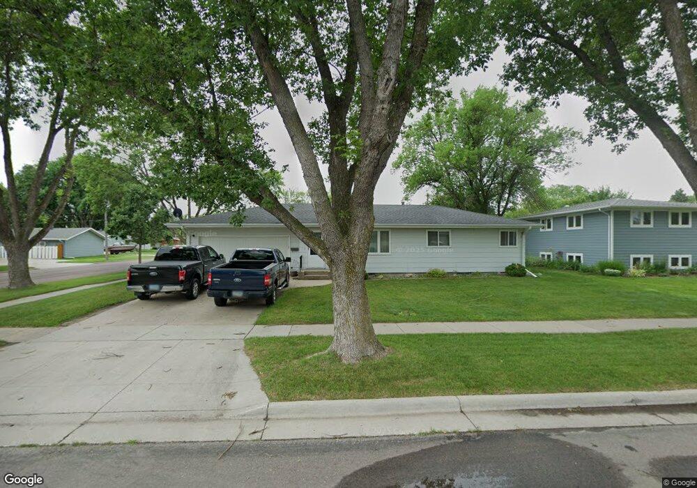 3102 7th St N, Fargo, ND 58102 - photo 1