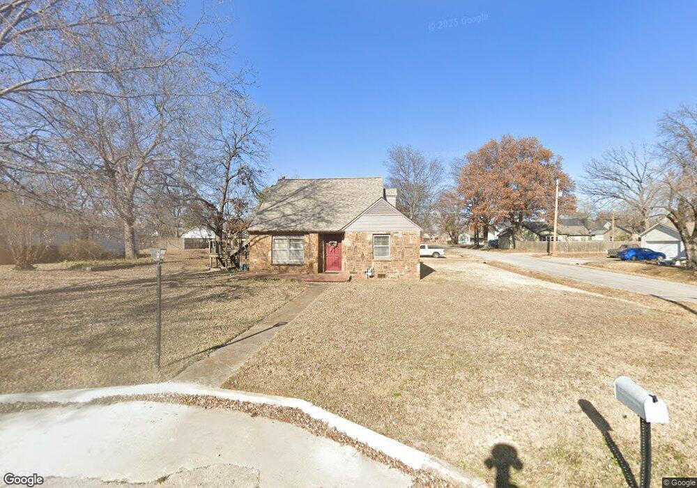 324 E College St, Broken Arrow, OK 74012 - photo 1
