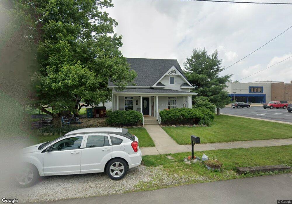 208 Wabash St, Plainfield, IN 46168 - photo 1