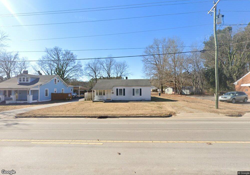 523 W Ridgeway St, Warrenton, NC 27589 - photo 1