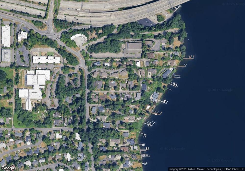 3822 E Mercer Way, Mercer Island, WA 98040 - photo 1