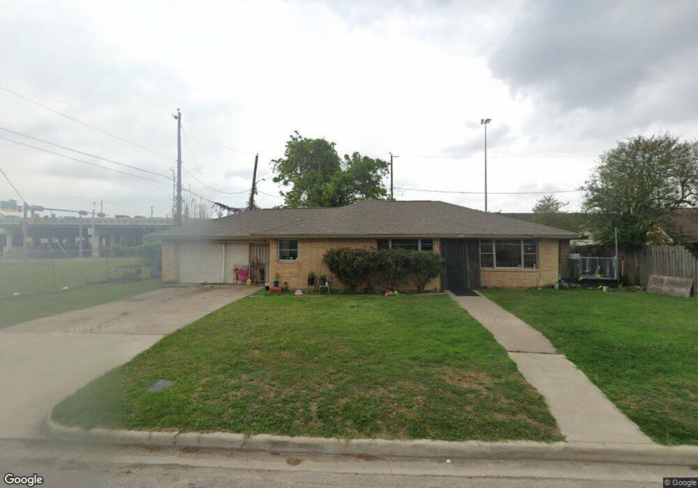 107 Kelley St, Houston, TX 77009 - photo 1