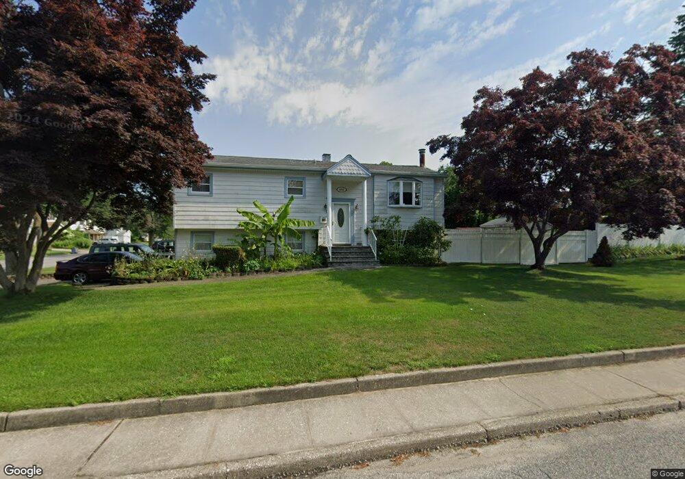 1501 Race Ave, Medford, NY 11763 - photo 1