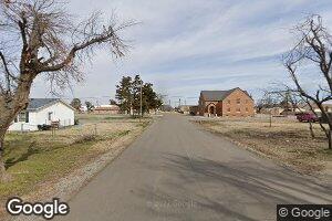 445 S Freehome Ave, Calumet, OK 73014