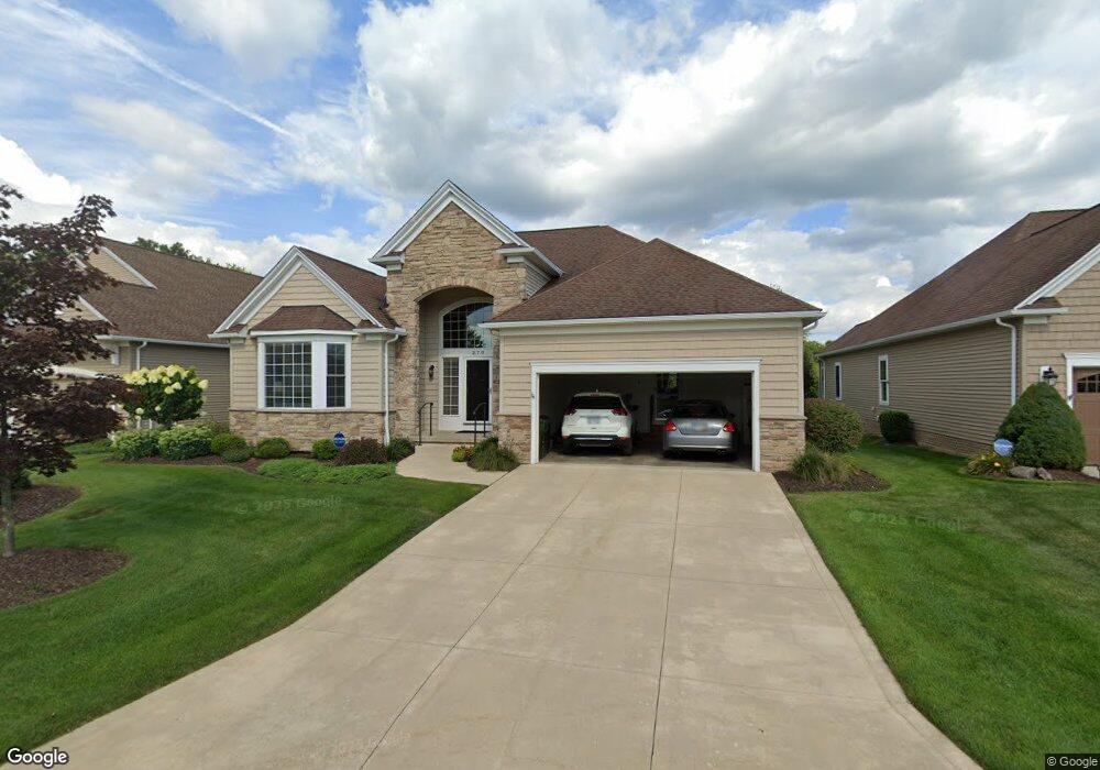 270 Westview Dr, Aurora, OH 44202 - photo 1