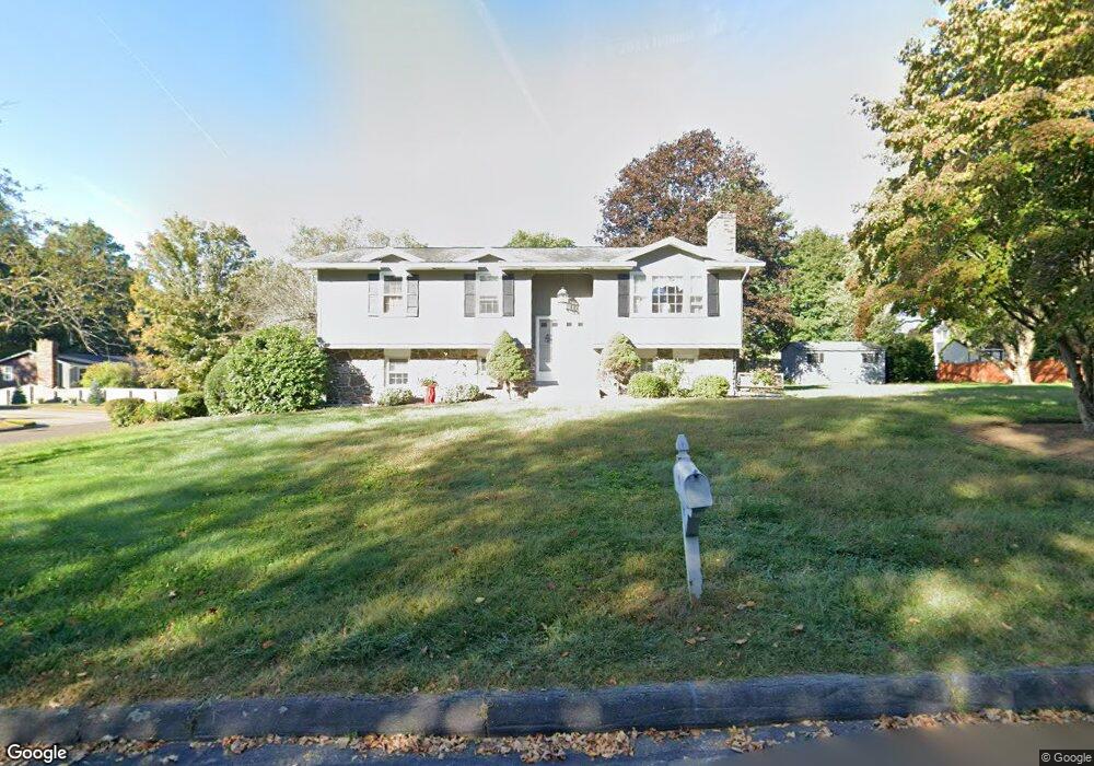 15 Meadowbrook Dr, Easthampton, MA 01027 - photo 1