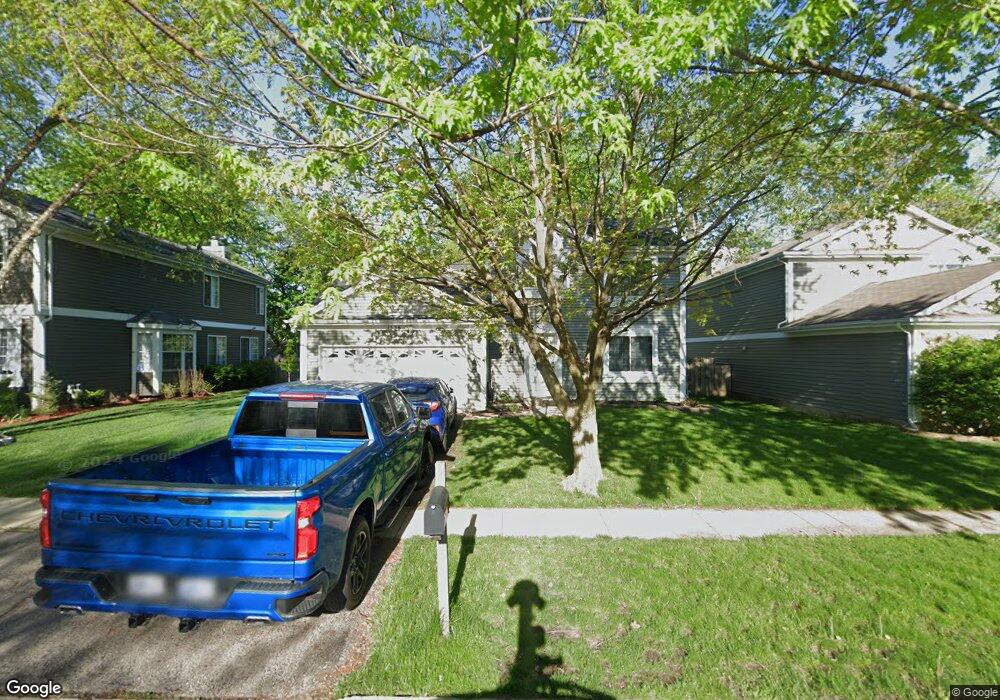 1536 Burr Oak Cir, Aurora, IL 60506 - photo 1