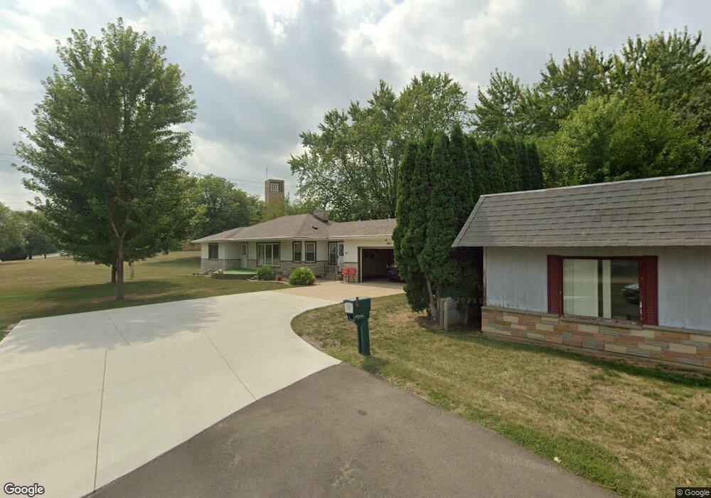 602 Bel Aire Dr, Albert Lea, MN 56007 - photo 1