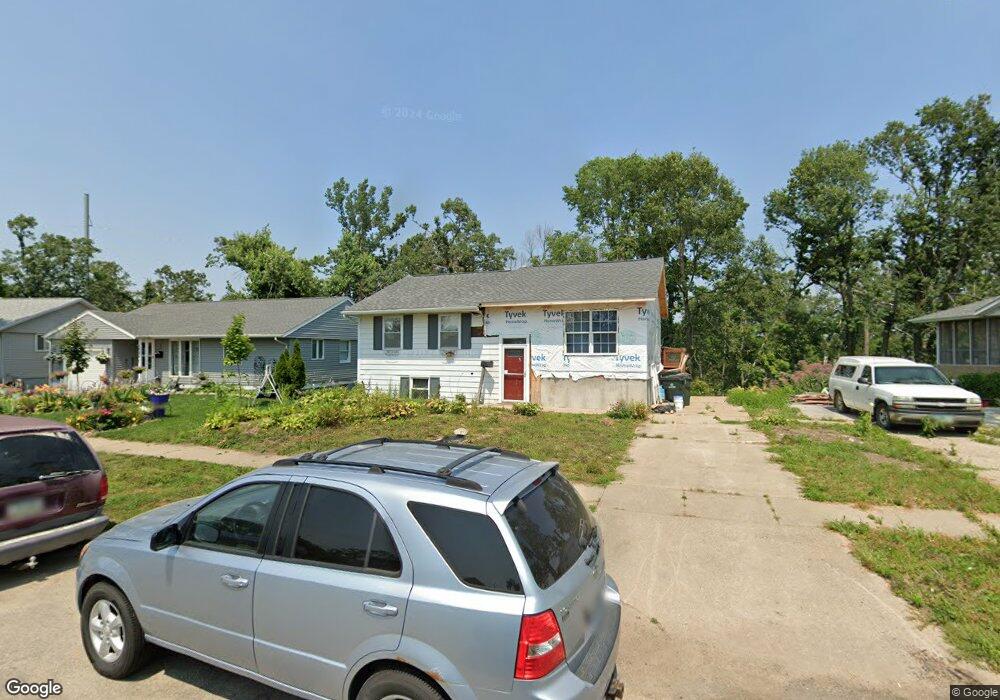 1722 Apache Trail NW, Cedar Rapids, IA 52405 - photo 1