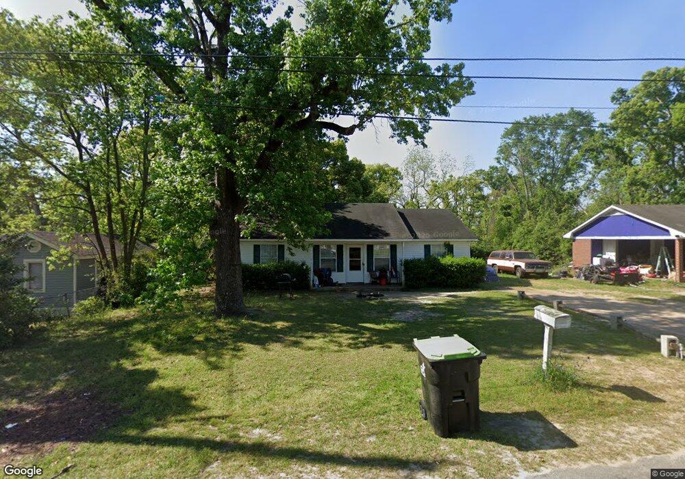 924 Ethel St, Douglas, GA 31533 - photo 1