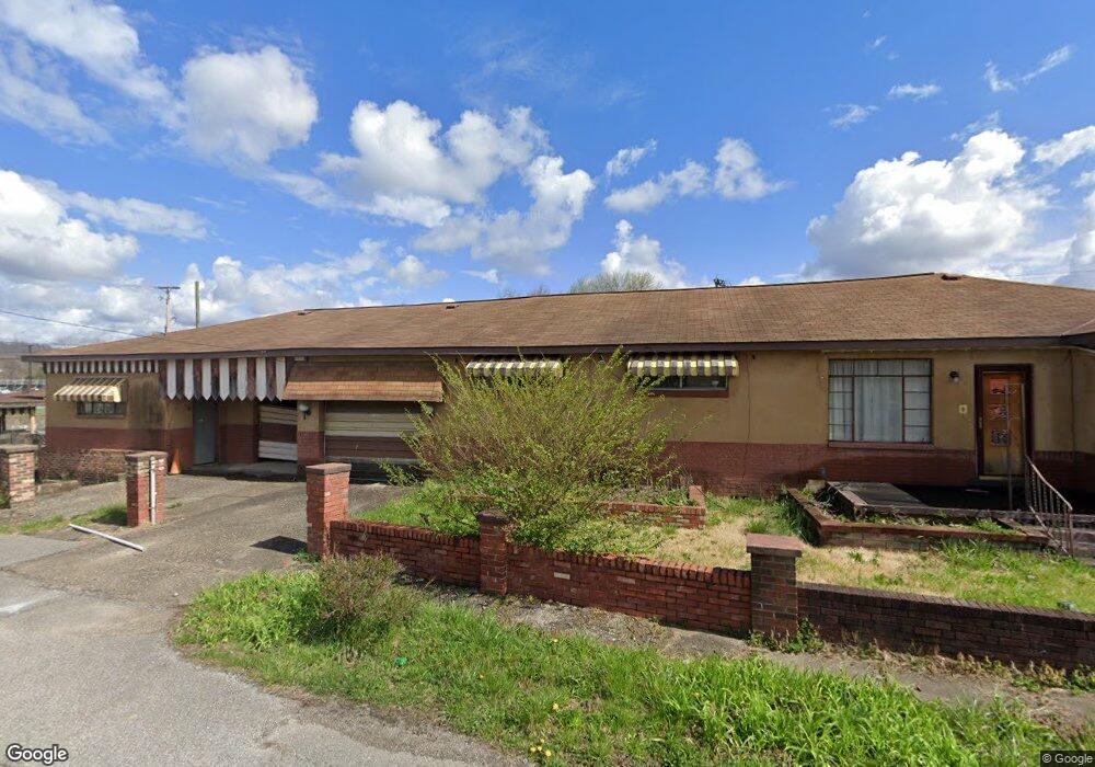 106 Smith Ave, Dunbar, WV 25064 - photo 1