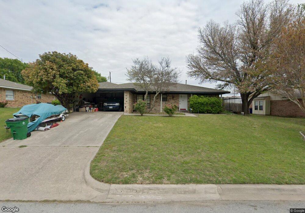 205 S Sendero Dr, Decatur, TX 76234 - photo 1