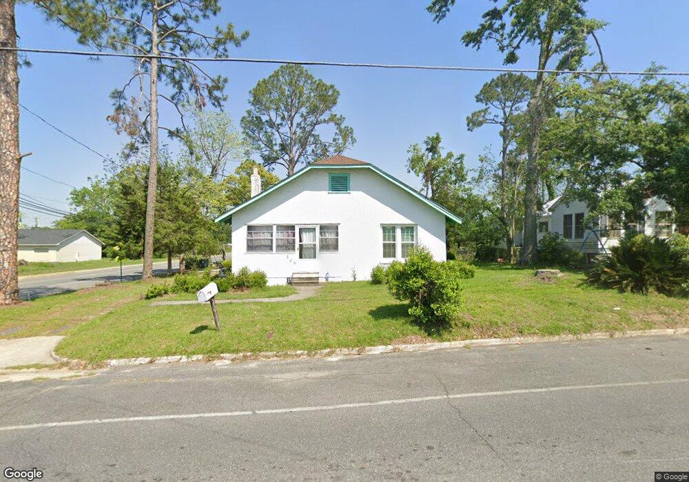 202 College Ave S, Douglas, GA 31533 - photo 1