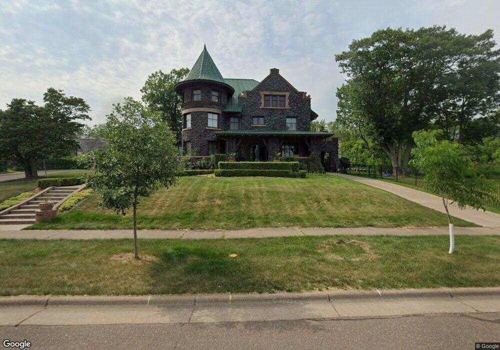 2505 E 1st St, Duluth, MN 55812 - photo 1