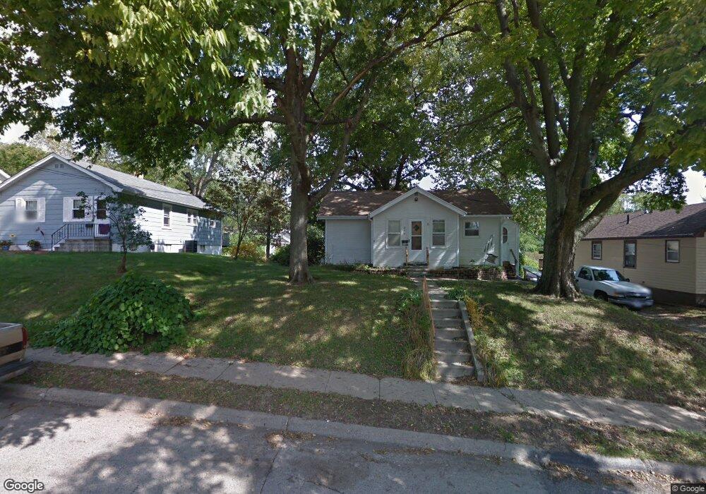234 W 12th St S, Newton, IA 50208 - photo 1