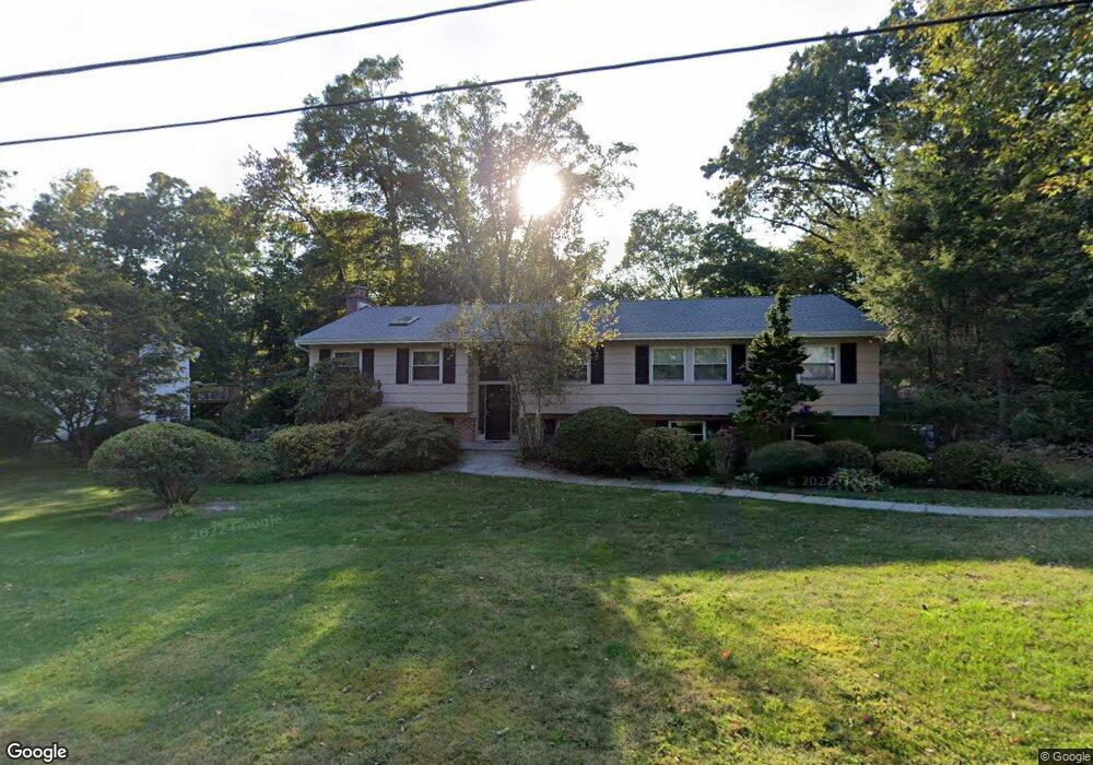 82 Whitson Rd, Briarcliff Manor, NY 10510 - photo 1