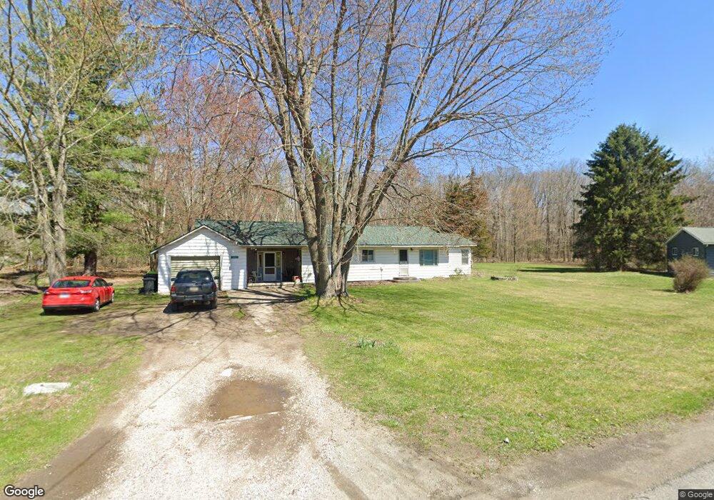 814 Prairie Creek Dr, Midland, MI 48640 - photo 1