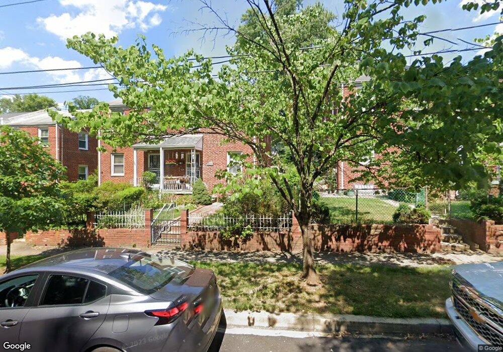 472 Burns St SE, Washington, DC 20019 - photo 1