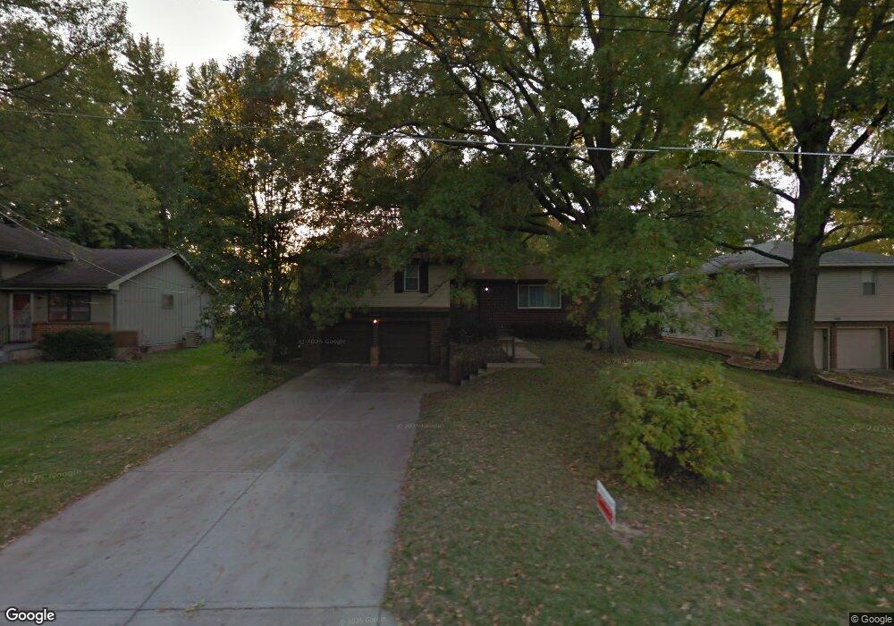 5432 Farley Ln, Shawnee, KS 66203 - photo 1