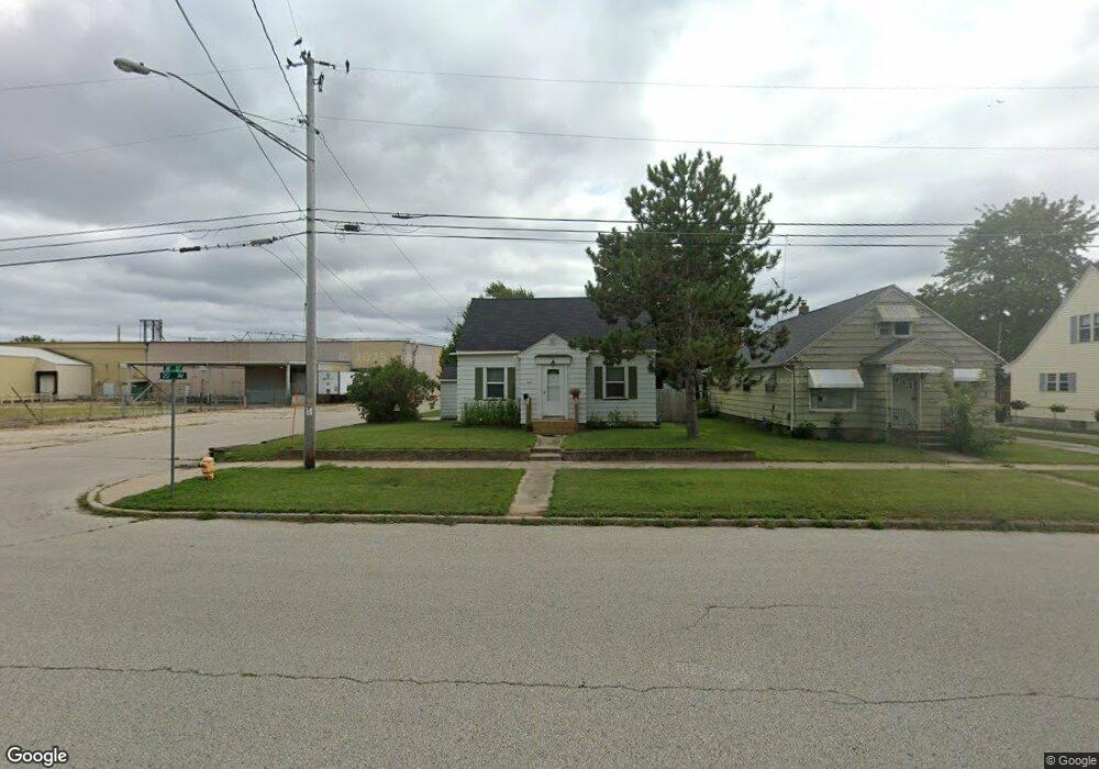 1401 20th Ave, Menominee, MI 49858 - photo 1