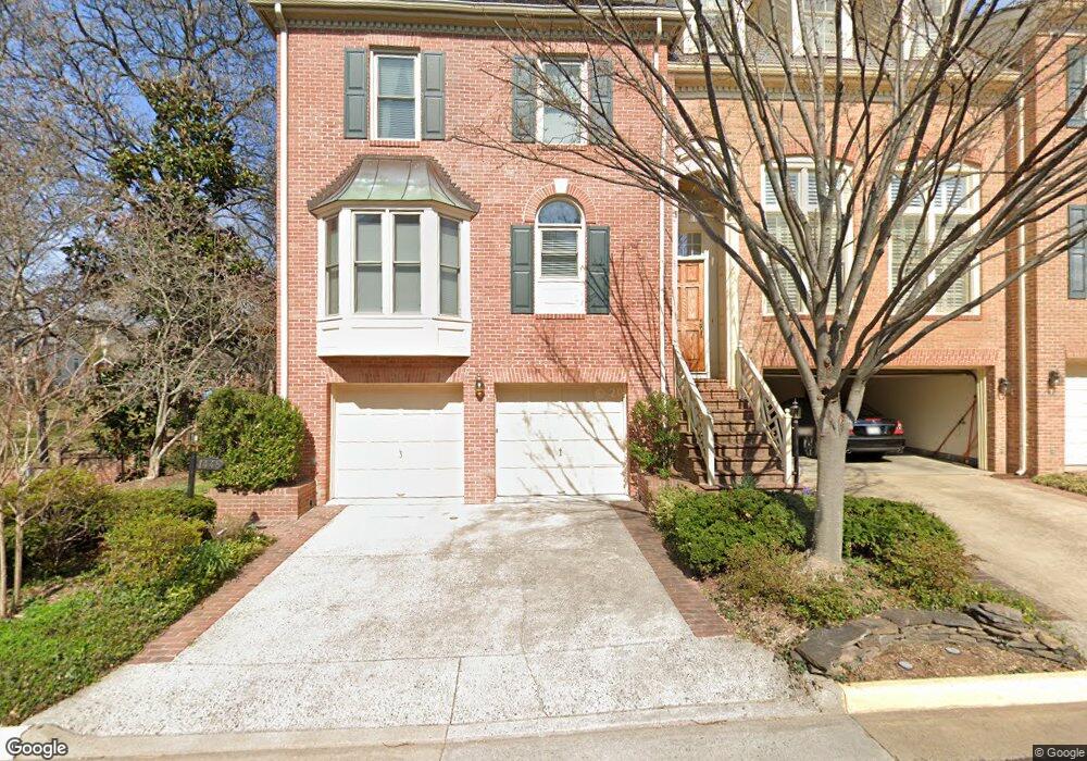 1446 Hampton Ridge Dr, McLean, VA 22101 - photo 1