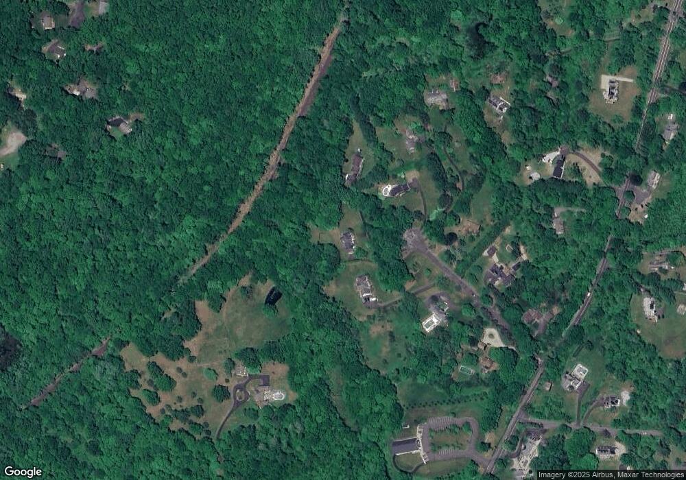 10 Chapman Place, Redding, CT 06896 - photo 1