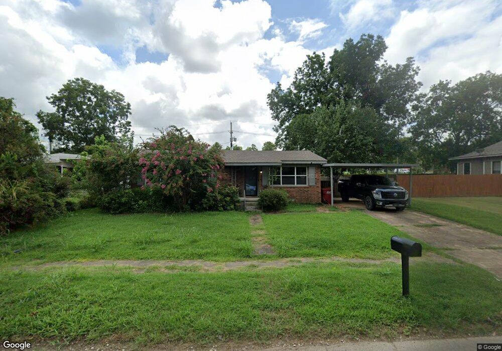 606 E Kirk St, Hugo, OK 74743 - photo 1
