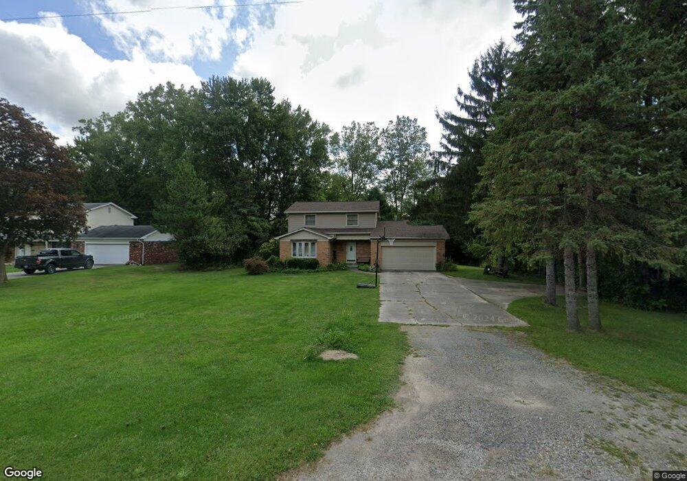 14572 Grafton Rd, Carleton, MI 48117 - photo 1