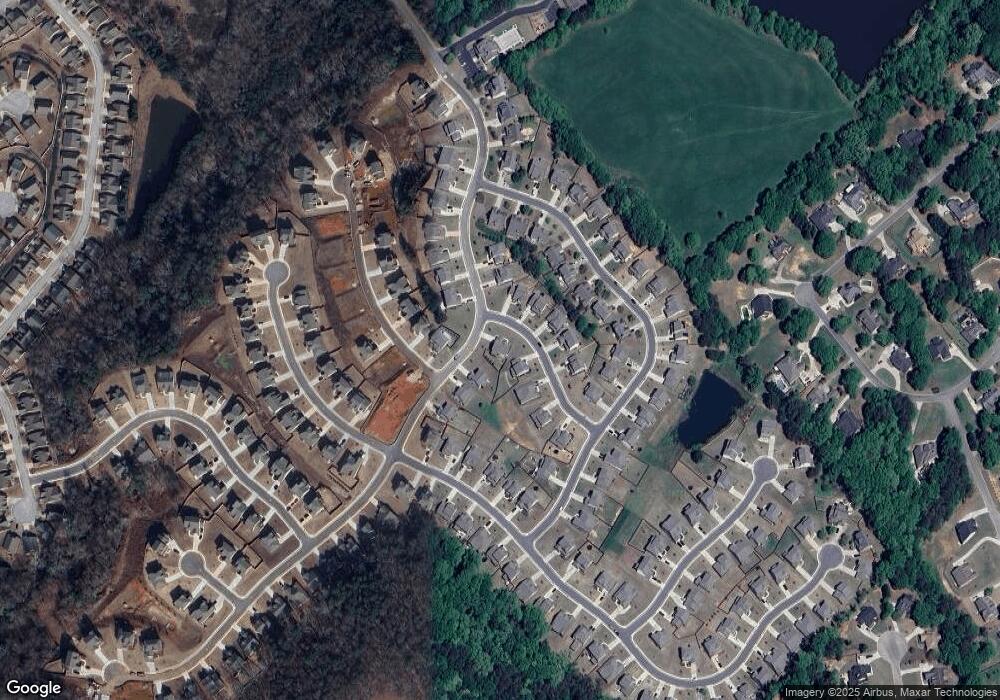 556 Calgary Downs Dr Run, Winder, GA 30680 - photo 1