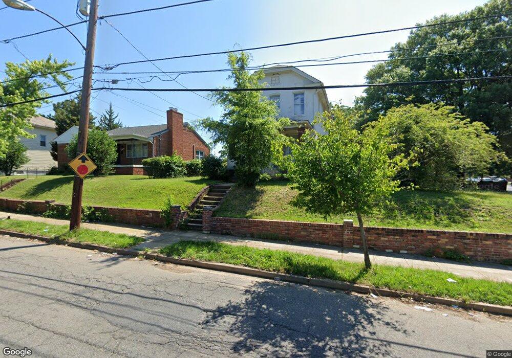 403 44th St NE, Washington, DC 20019 - photo 1