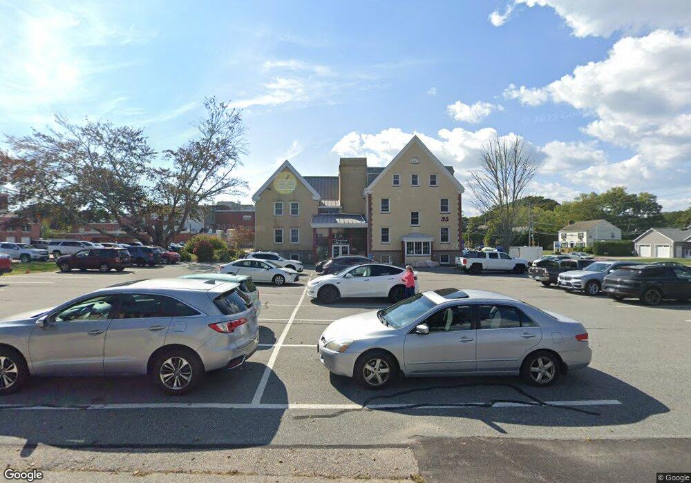 35 Wells St unit 1, Westerly, RI 02891 - photo 1