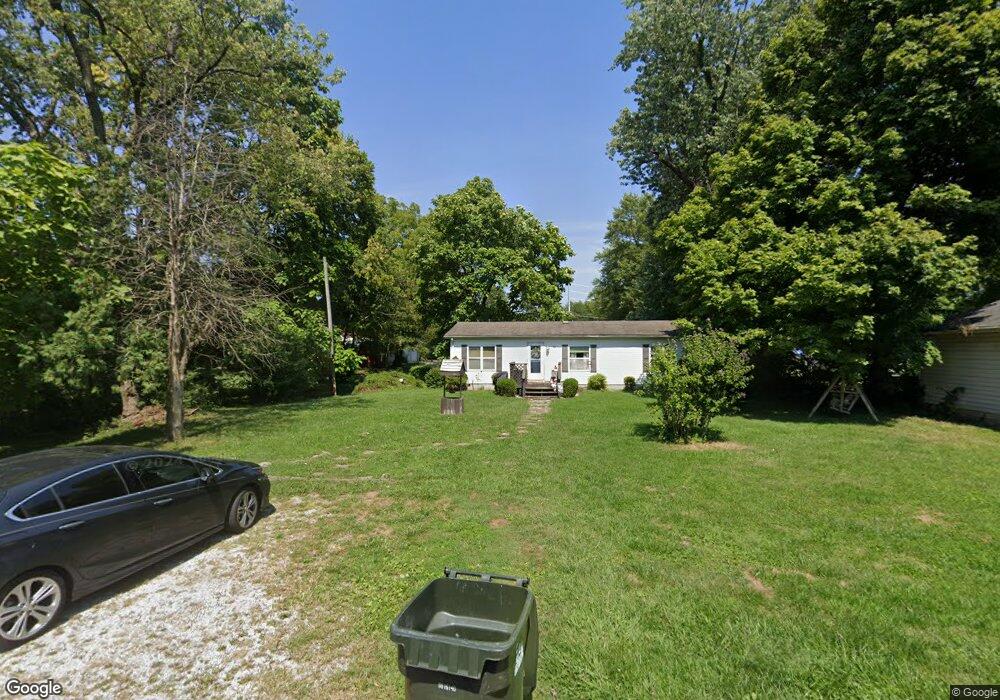 32 E Hill St, Fountaintown, IN 46130 - photo 1