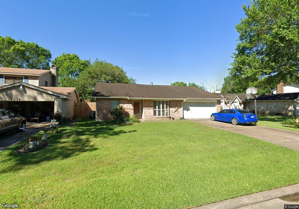 17014 Bougainvilla Ln, Friendswood, TX 77546 - photo 1